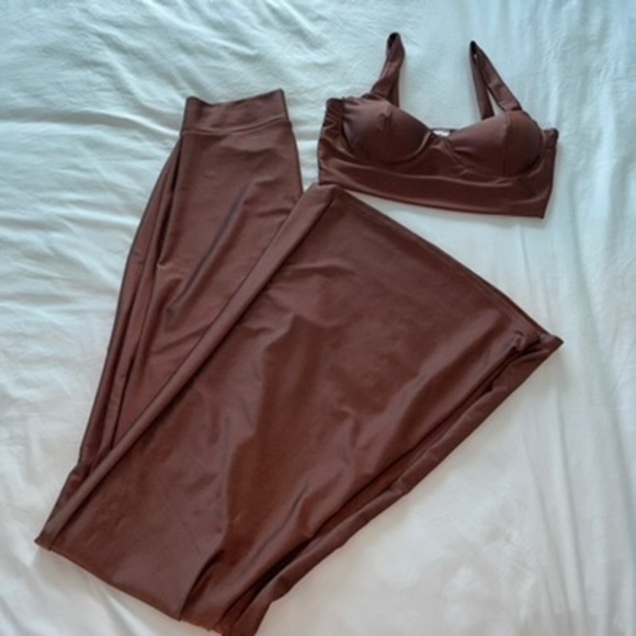 Dexire Brown 2 Piece Pants and Crop Top Set - Picture 9 of 10